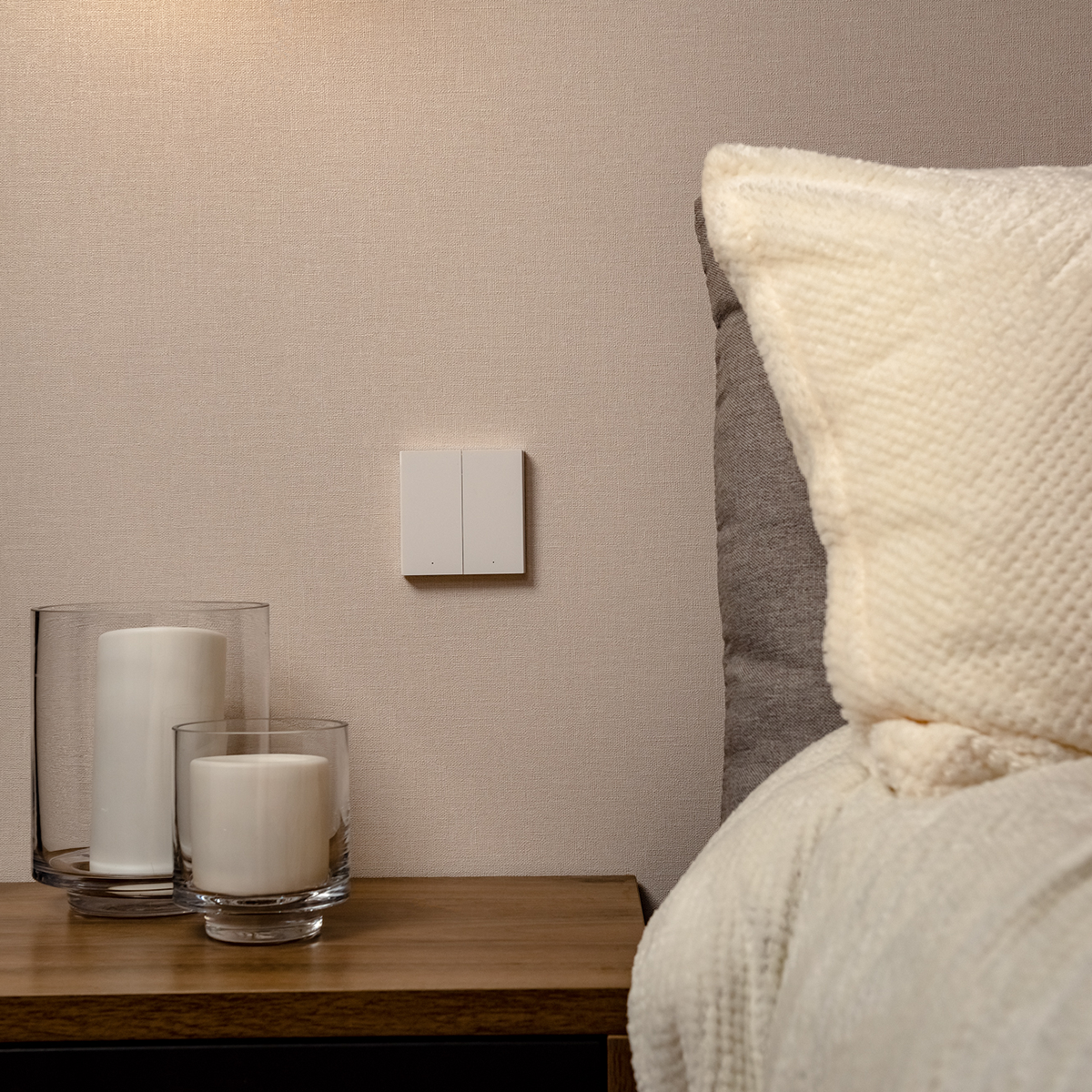 Smart Wall Switch H1 — No Neutral, Double Rocker, Gray